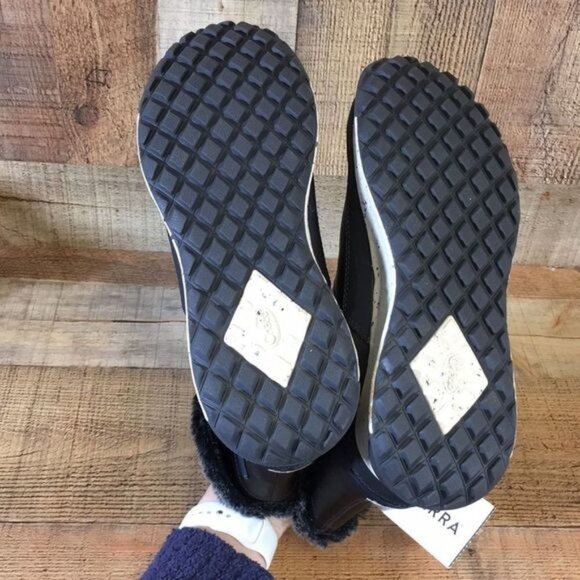 Chaco Black Borealis Mid Winter Bootis Womens 6.5 Hiking‎ Shoes Waterproof - Picture 13 of 14